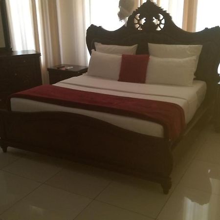 Cypress Executive Lodge Livingstone Esterno foto