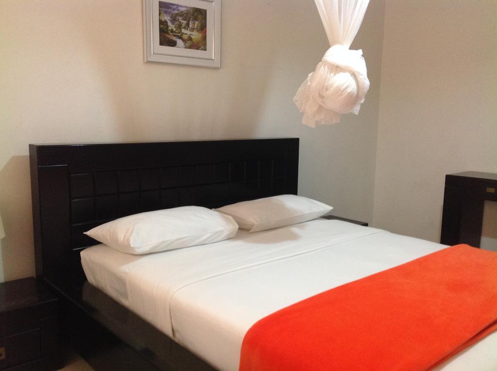 Cypress Executive Lodge Livingstone Esterno foto