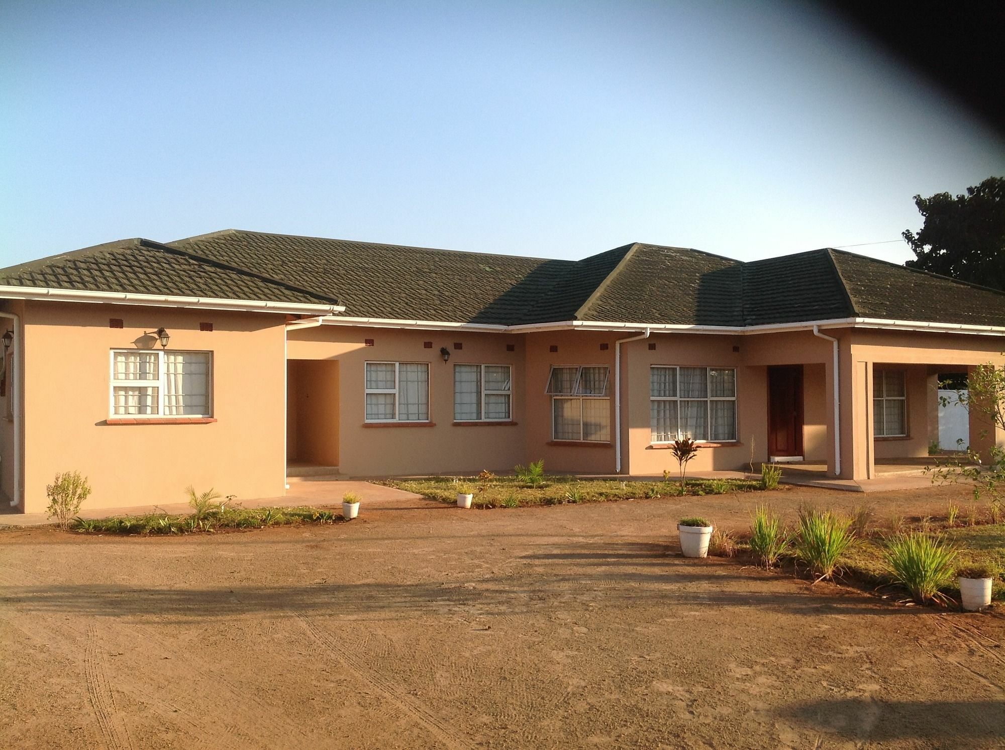 Cypress Executive Lodge Livingstone Esterno foto